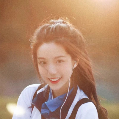 唯美森系复古文艺女生头像
