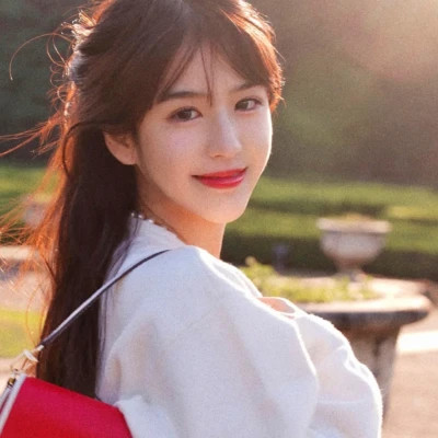 唯美森系复古文艺女生头像