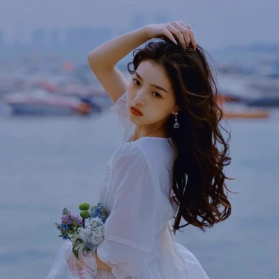 2025新款唯美复古森系女头