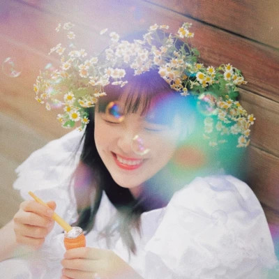 森系文艺女生头像高清