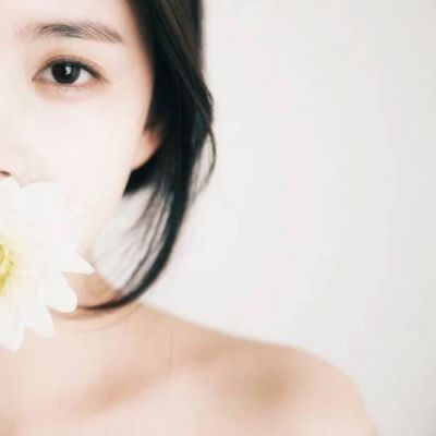 干净清新部位女生头像