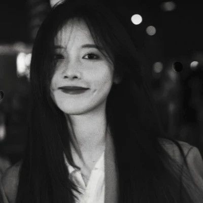 超稀有真人女生头像