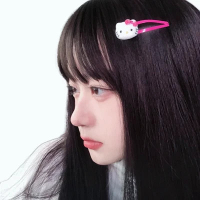 超稀有真人女生头像