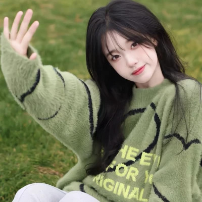 超稀有真人女生头像