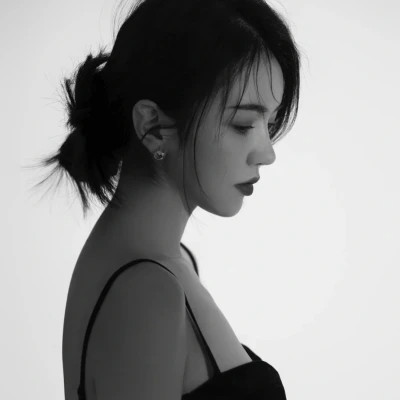 超稀有独一无二头像女