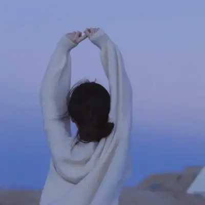 头像慵懒偏冷淡风小众女生