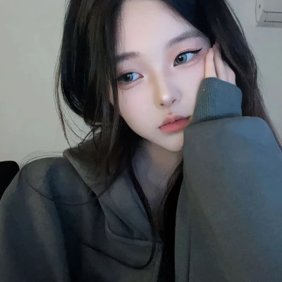 女生耐看罕见稀少超好看的头像