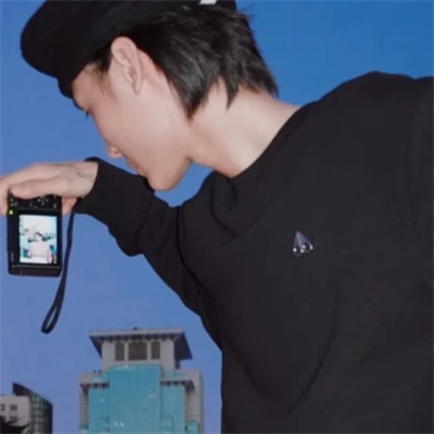 2025最火真人情侣微信头像