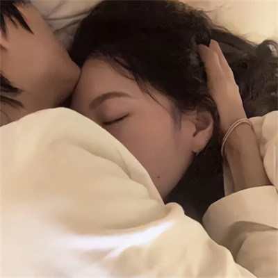 2025最火真人情侣微信头像