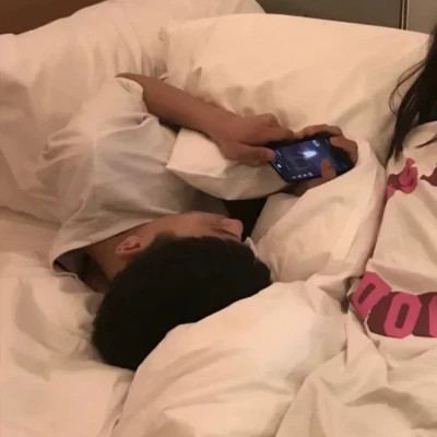 2025最火真人情侣微信头像