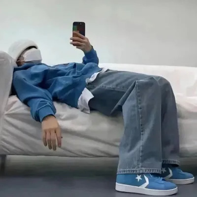2025最新款头像男生真人图片