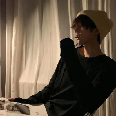 2025新款好看的头像男生真人帅气