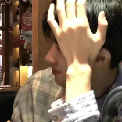 2025新款好看的头像男生真人帅气