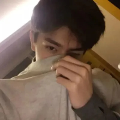 2025最新男生真人很酷的头像