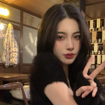 头像2025最新款女生真人