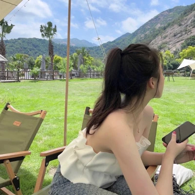 头像2025最新款女生真人