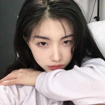 头像2025最新款女生真人