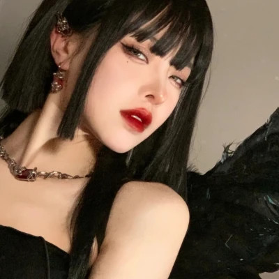 头像真人女生2025最新款