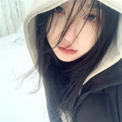 头像真人女生2025最新款