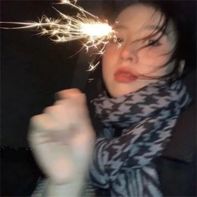 2025头像女生真人好看
