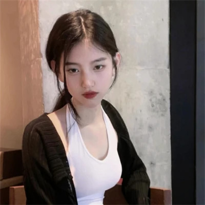 2025头像女生真人好看