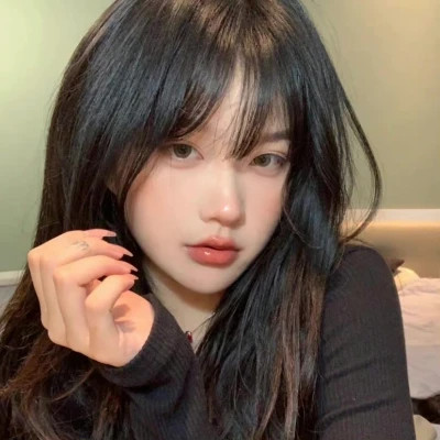 2025最火女生头像图片真人