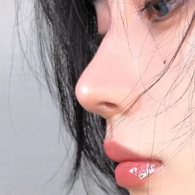 2025最火女生头像图片真人