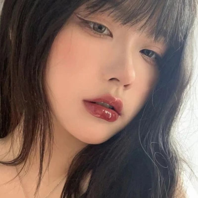 2025最火女生头像图片真人