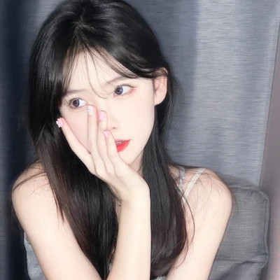 2025最火女生头像图片真人