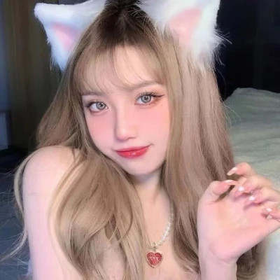 2025最火女生头像图片真人