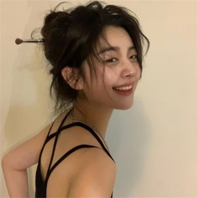 2025头像最新版女生真人