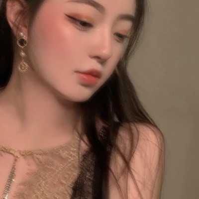 2025头像最新版女生真人