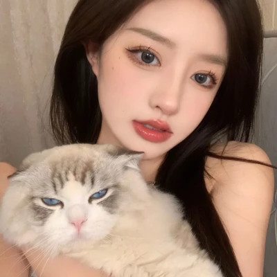 2025头像最新版女生真人