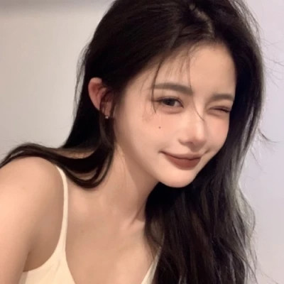 2025年女生真人版头像好看