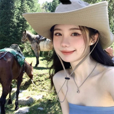 2025年女生真人版头像好看