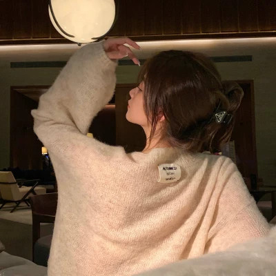 2025年女生真人版头像好看