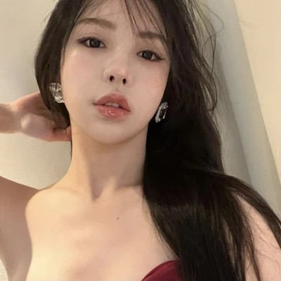 微信头像图片2025年女生真人