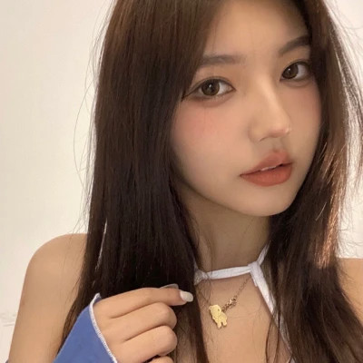 白富美头像真人版自拍