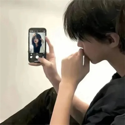 2025年最新真人微信情侣头像