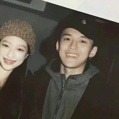 微信很浪漫高级的真人情头