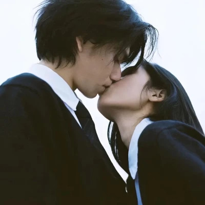 微信很浪漫高级的真人情头