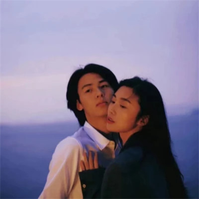 很甜蜜很高级的真人的情侣头像