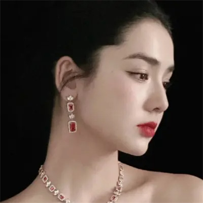 真人好看高级ins女生头像质感