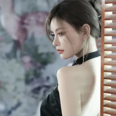 真人好看高级ins女生头像质感