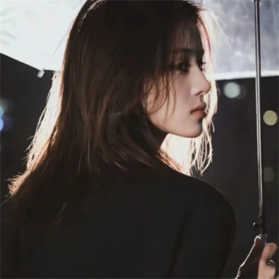 看起来很高级的女生头像图片