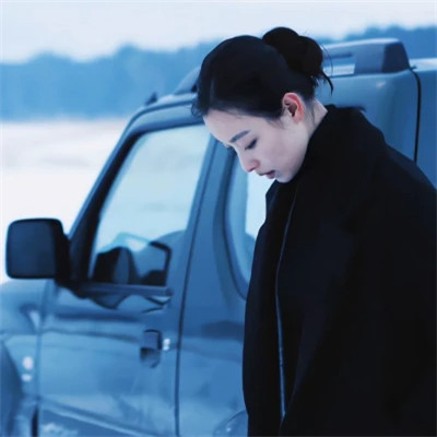 看起来很高级的女生头像图片