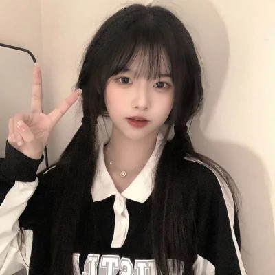 女生充满青春气息的头像图片