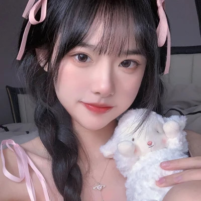 女生充满青春气息的头像图片