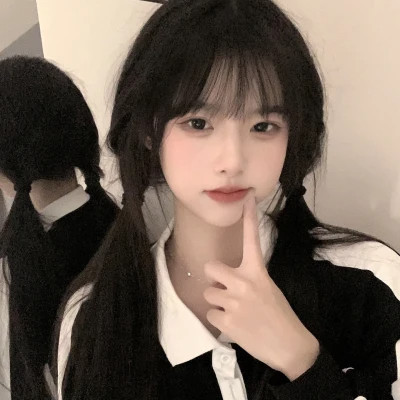 女生充满青春气息的头像图片