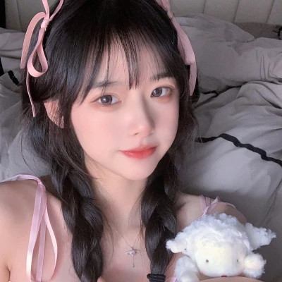 女生充满青春气息的头像图片
